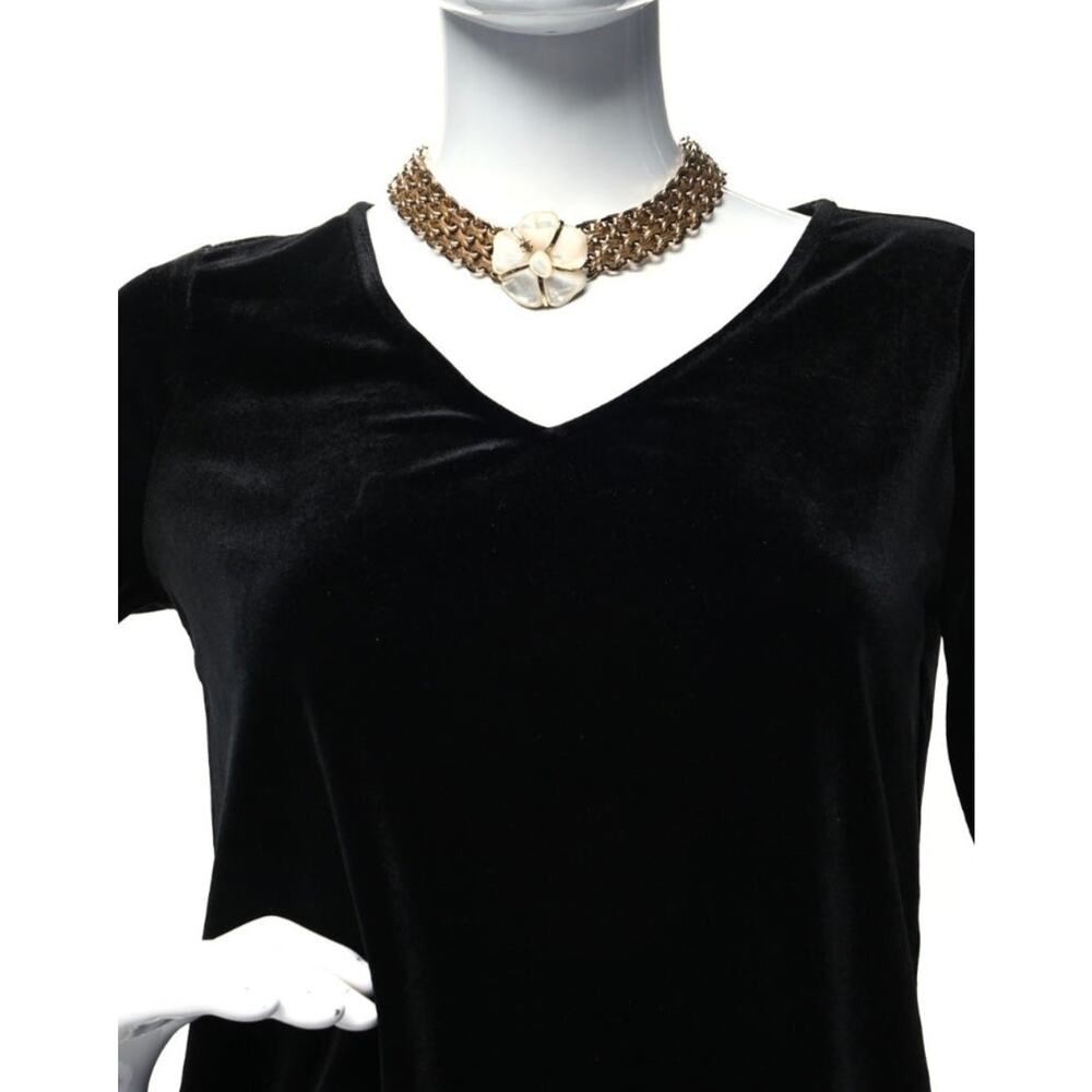 Chanel Mother Of Pearl Camellia Gold Choker/Necklace - Picture 4 of 10
